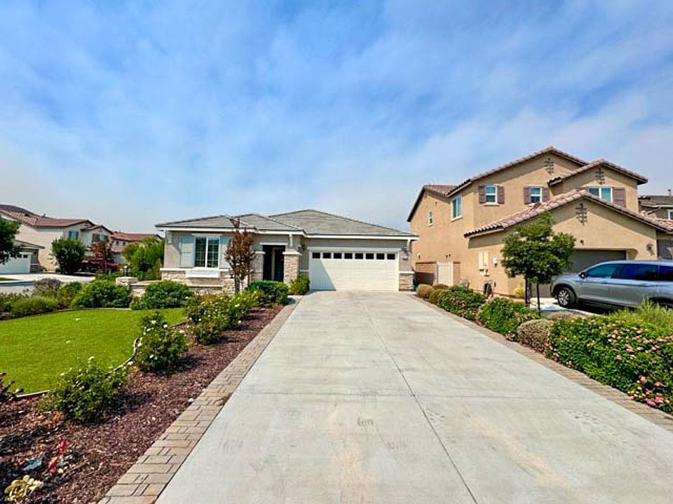 1st image of 30315 Butterfly Cir