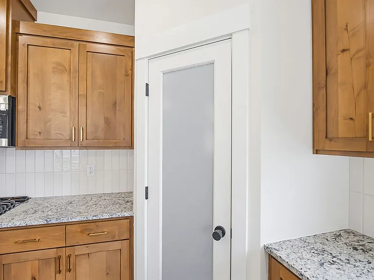 445 E River Ln — Photo 16
