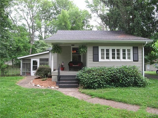 1st image of 734 Midland Ave
