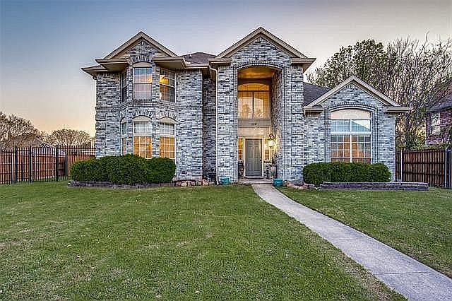 1st image of 1128 Kensington Dr