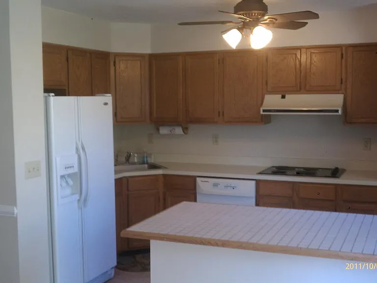 3457 Howell Ct — Photo 2