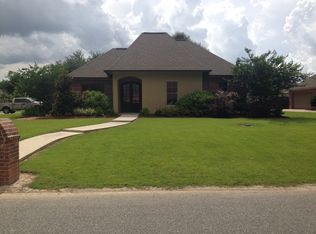 101 Hanna Dr, Youngsville, LA 70592