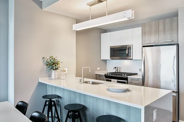 Rented by MNS Marketing | media 15