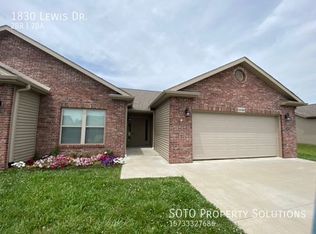 1830 Lewis Dr, Jackson, MO 63755