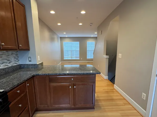 5712 45th Ave, Hyattsville, MD 20781