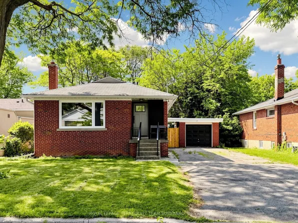 41 Bainbridge Ave, Toronto, ON M3H 2J8