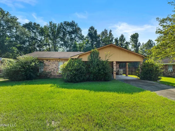 4 Brantley Dr, Hattiesburg, MS 39402