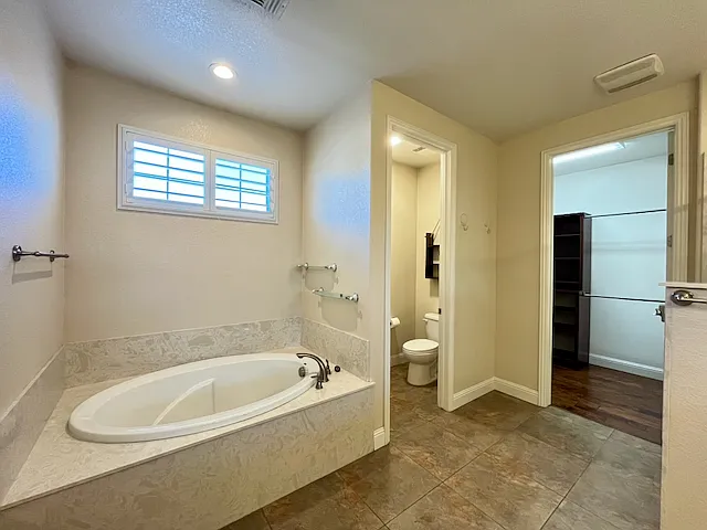 381 Havasu Ct — Photo 17
