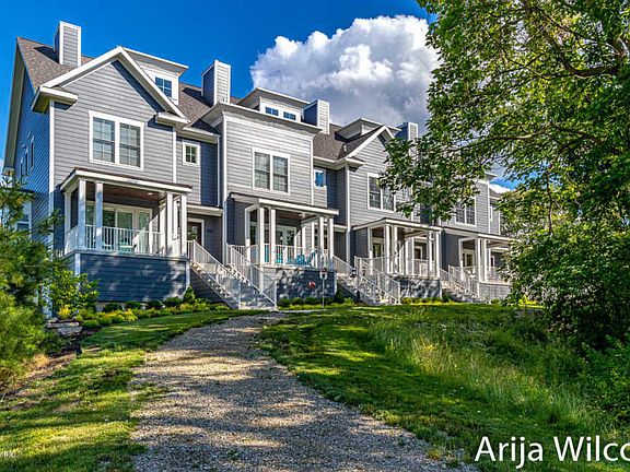 2nd image of 635 Greenslate Dr SE #15-th 20