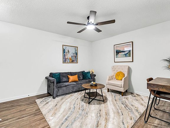 2nd image of 2990 Rhodes Cir S APT 215