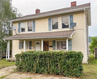 310-312 Spruce St, Vandergrift, PA, 15690