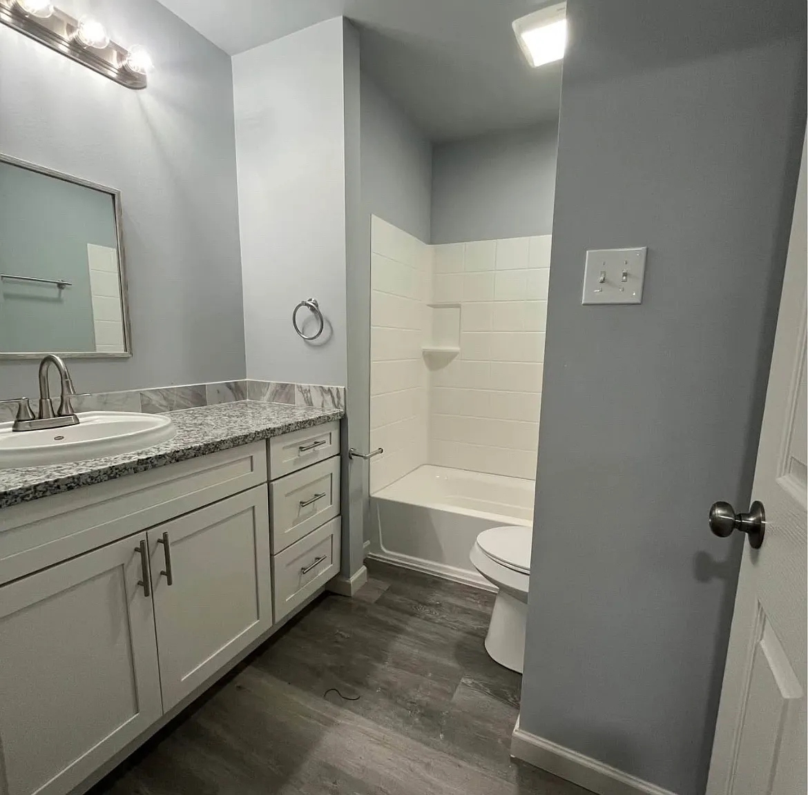 3 bed, 1500 sqft, $1,300 — Photo 3