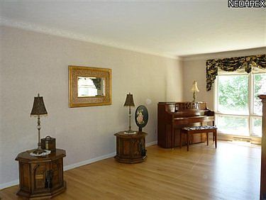3rd image of 30613 Willoway Ln