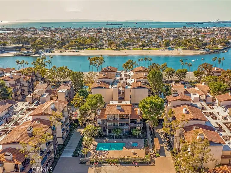 5327 Marina Pacifica Dr #KEY19 — Photo 55