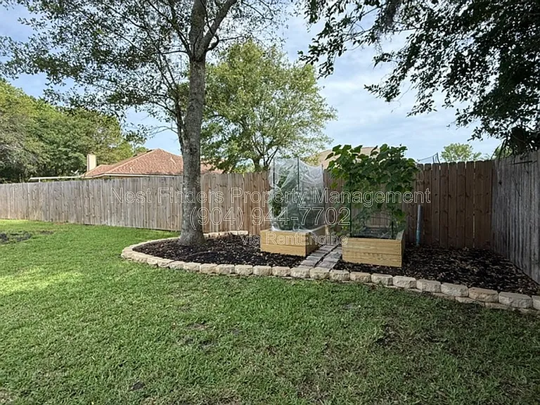349 Melissa Ray Dr — Photo 34