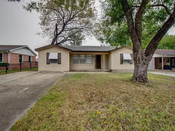 116 Highland Dr, Ennis, TX 75119