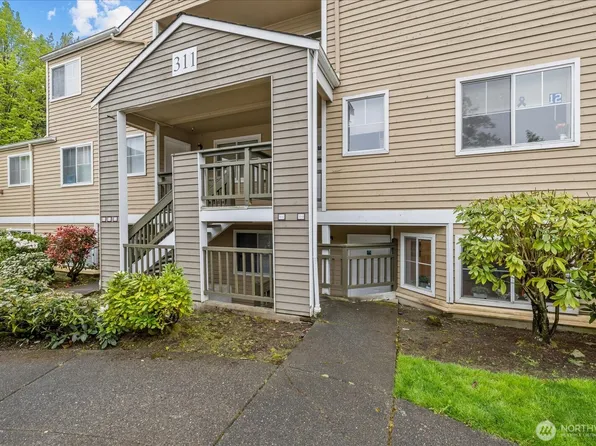 5300 Harbour Pointe Boulevard #311-D, Mukilteo, WA 98275