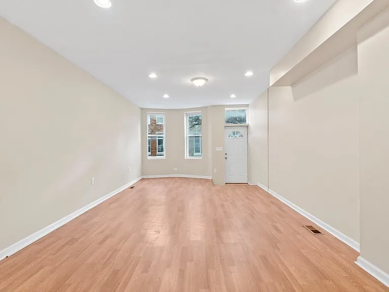 428 E Lorraine Ave #1 — Photo 5