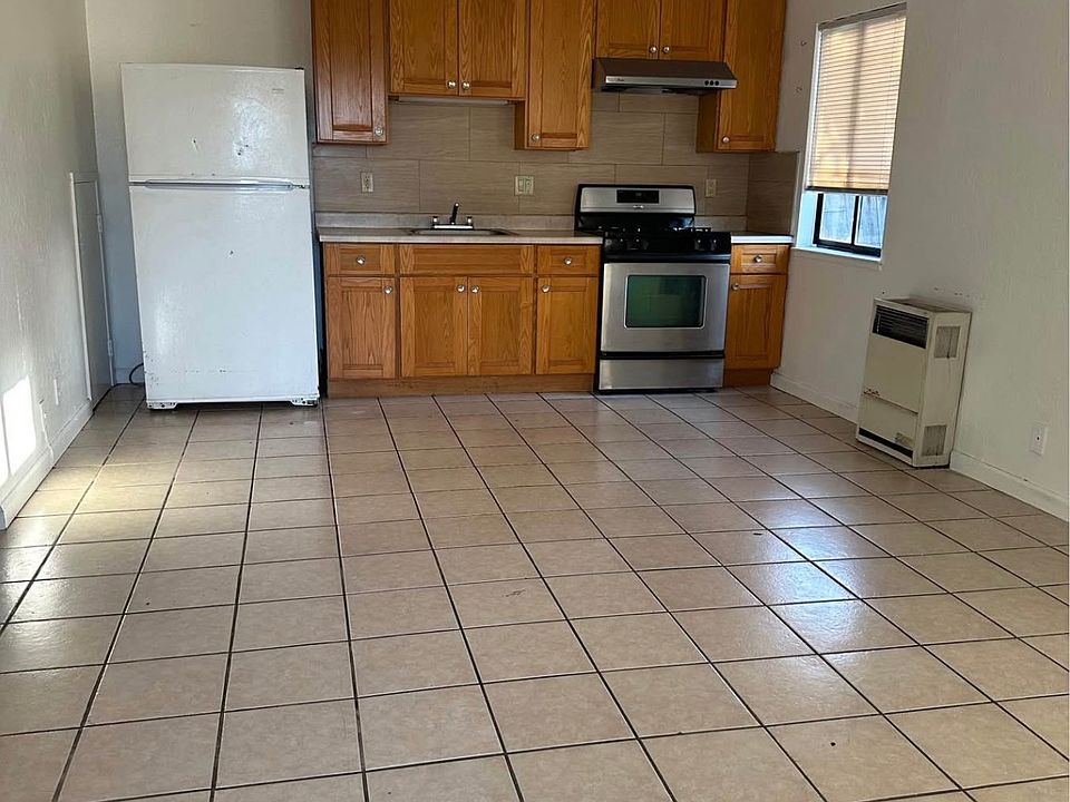 1st image of 333 Campbell Ave