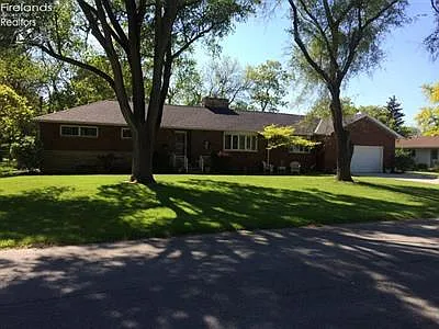 3007 Ferry Ln photo 1