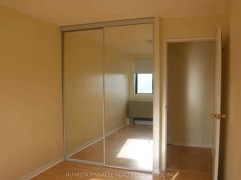 1600 Adelaide St N #704 — Photo 15