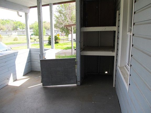 3rd image of 425 NW 1st Ave