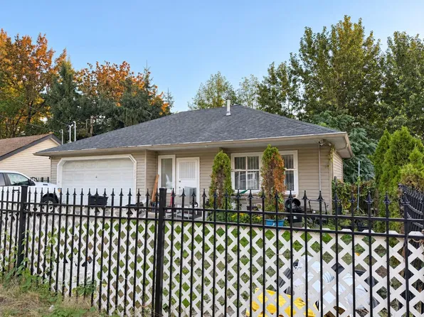 33972 Old Yale Rd, Abbotsford, BC V2S 2J9