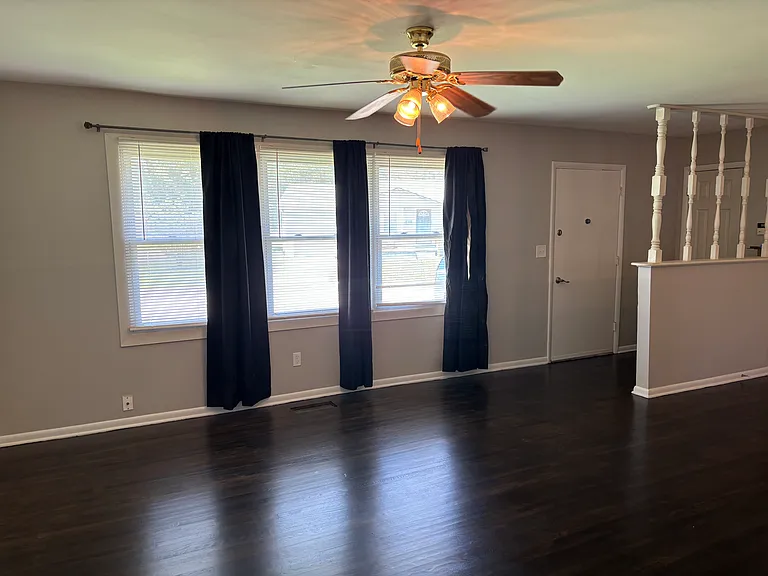 413 W Nashville St — Photo 6