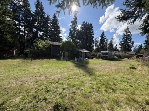 12221 111th Avenue E, Puyallup, WA 98374