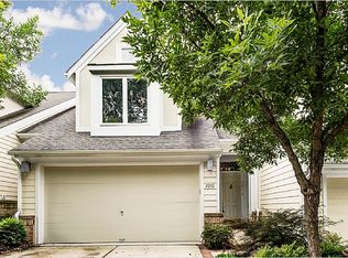 2050 Beacon Heights Dr, Reston, VA 20191