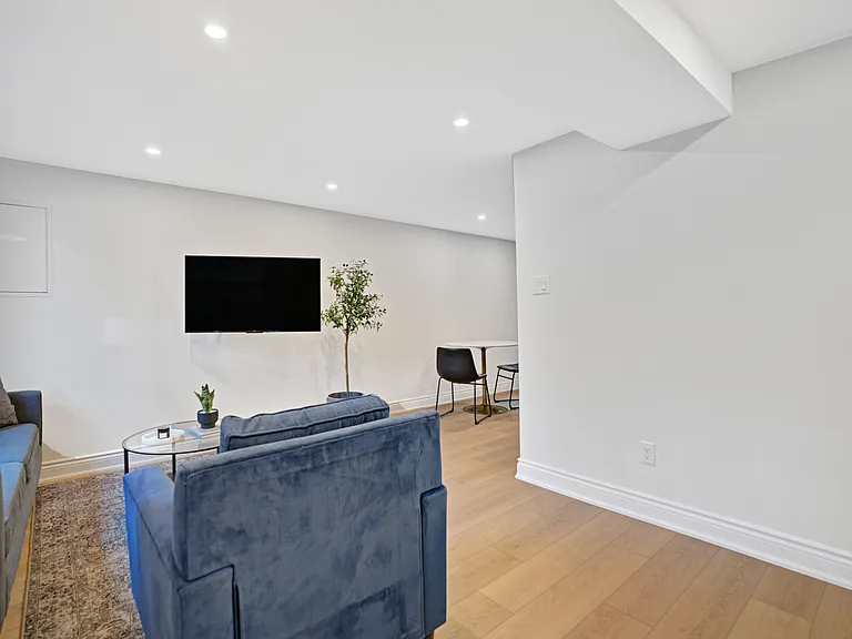 286 Arlington Ave — Photo 20