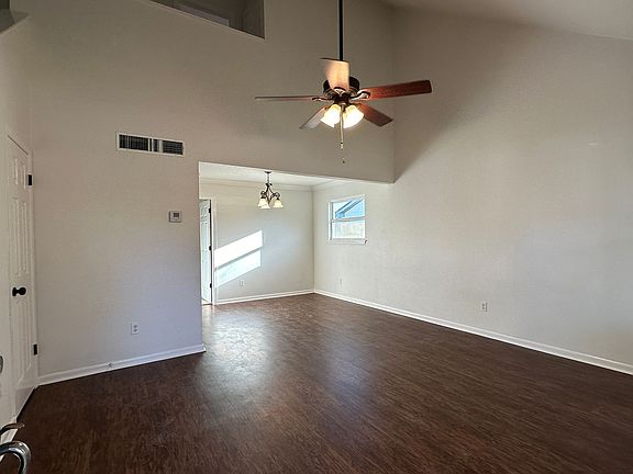 4th image of 5226 Tolman St