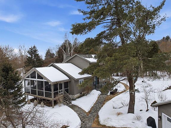 2nd image of 174 Parkhurst Road