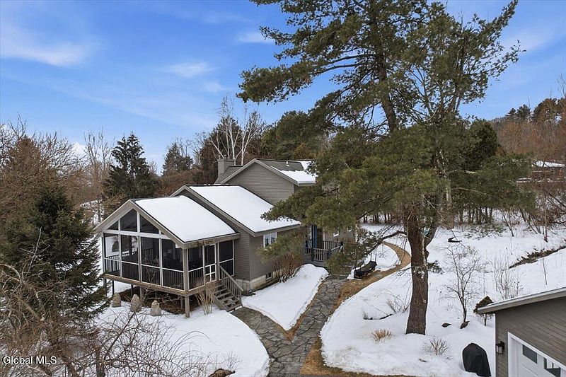 2nd image of 174 Parkhurst Road