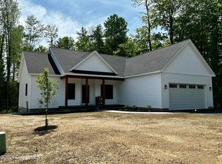 105 Dandelion Dr, Wilton, NY 12831