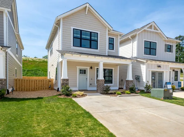 153 Huntley Knoll Dr, Pelham, AL 35124