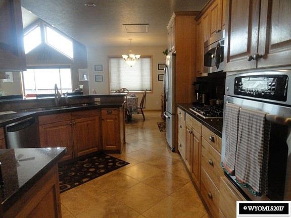 4th image of 2040 E Teton Blvd