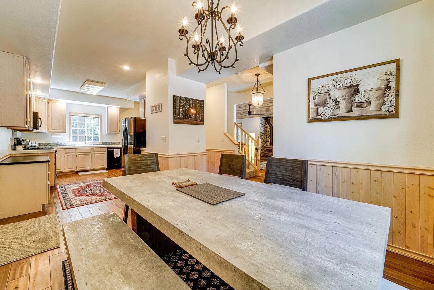 3 bed, 2.0 bath, 1646 sqft, $6,838 — Photo 4