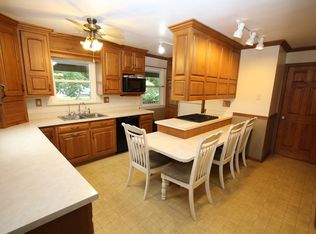 101 N Eureka St, Goodfield, IL 61742