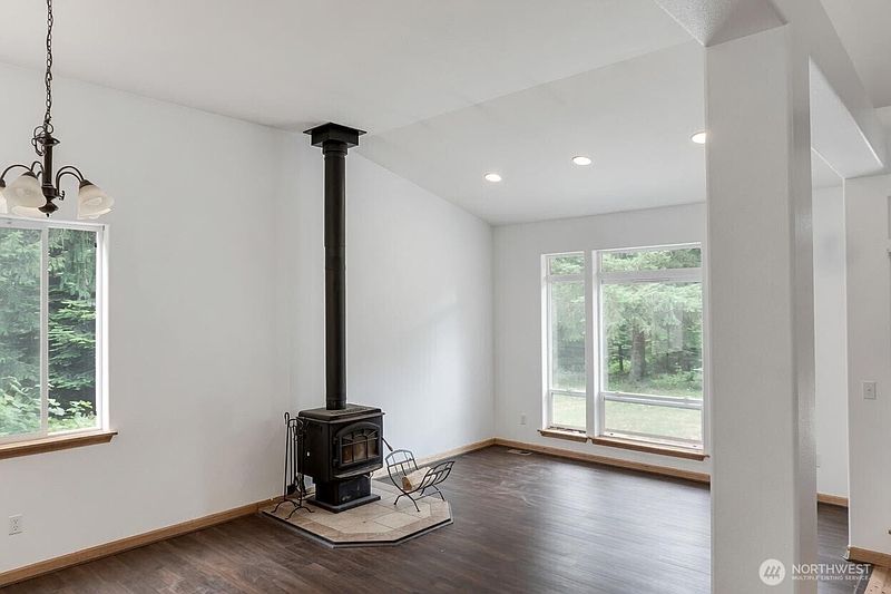 2nd image of 259 Finn Hill Road