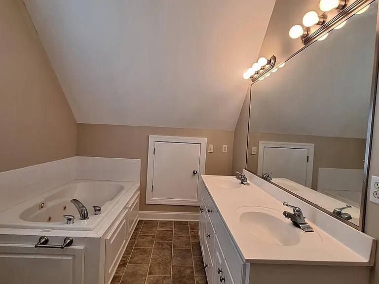 285 Laurie Ellis Rd — Photo 20