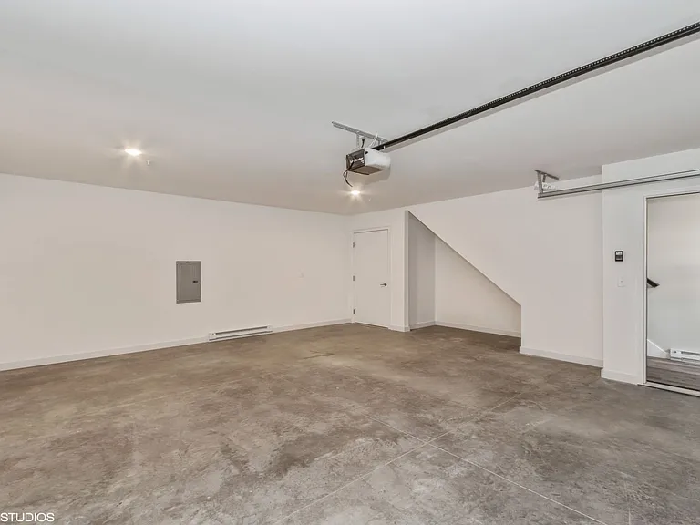 143 Ellen Ln SW #2 — Photo 10