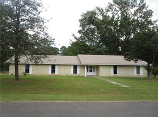 303 Holiday Cir, Pineville, LA 71360