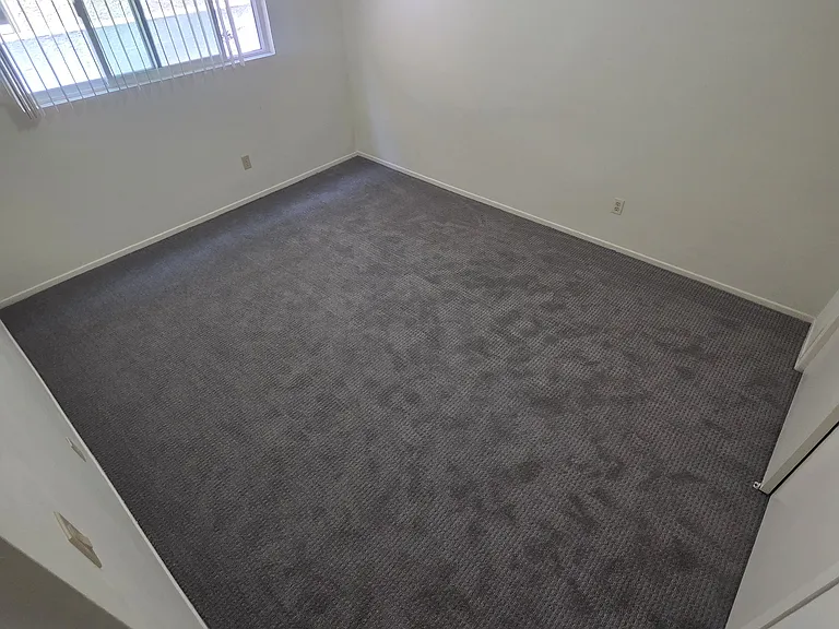 12520 Oxford Ave — Photo 7