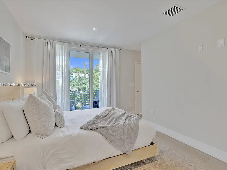 2851 SW 33rd Ct #2851 — Photo 31