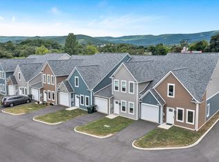 130-140 W Calhoun St, Salem, VA 24153