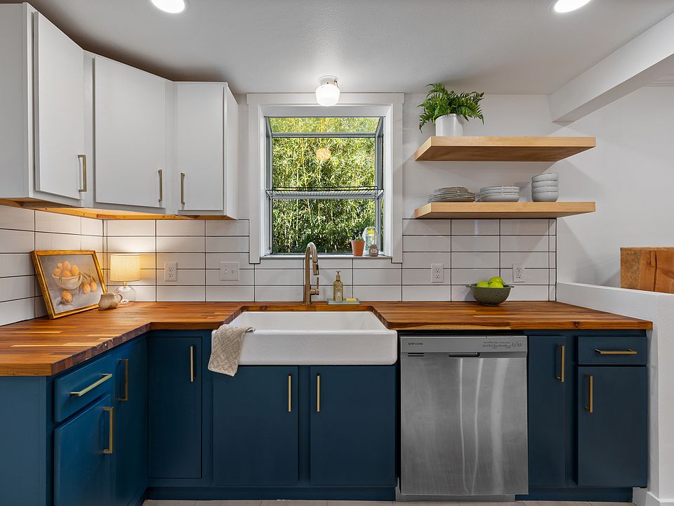 1st image of 3509 N 7th St #1