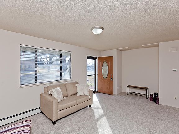 5th image of 3048 Chipeta Ave