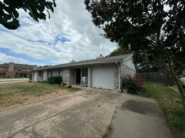 4501 Spinnaker Ct, Fort Worth, TX 76135