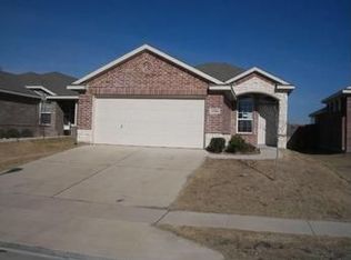5756 Parkview Hills Ln, Fort Worth, TX 76179